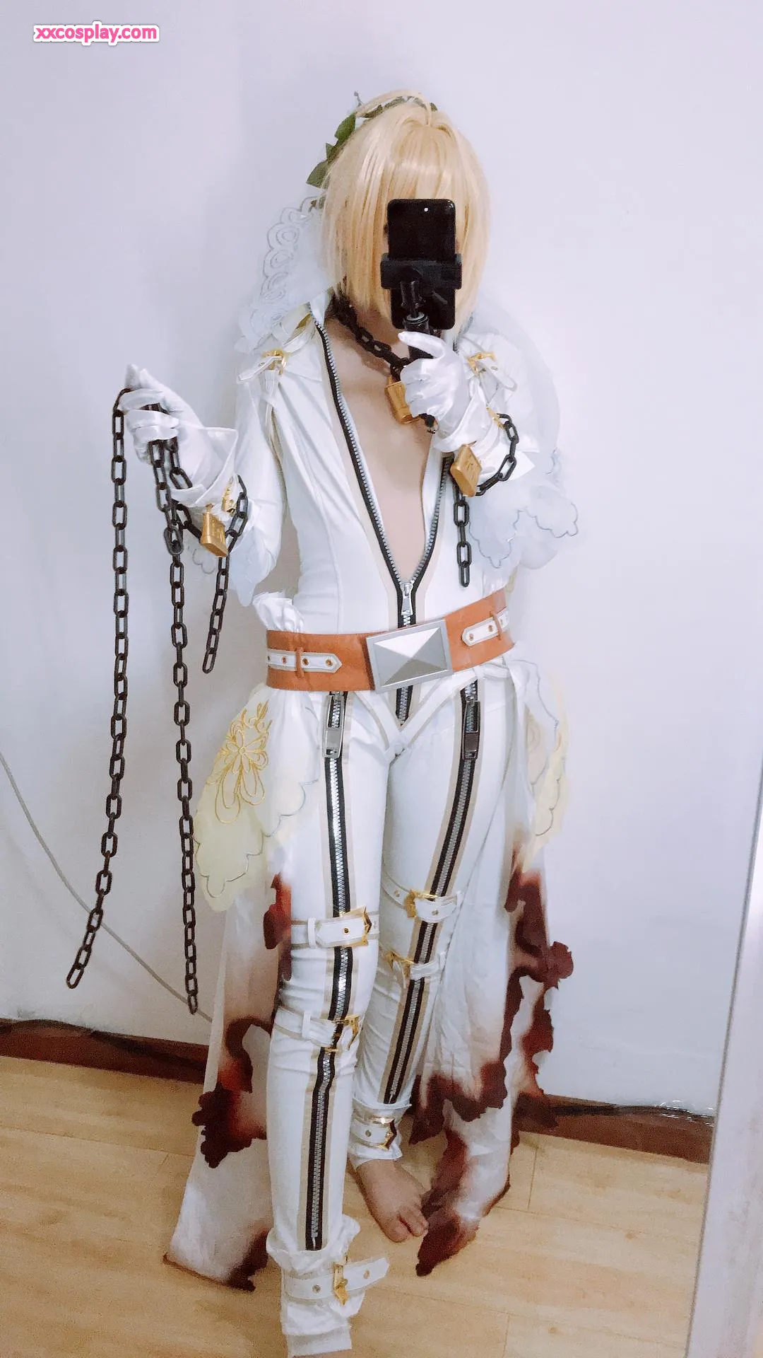 Shojo Eiga: Nero Claudius Chained Christmas Bride